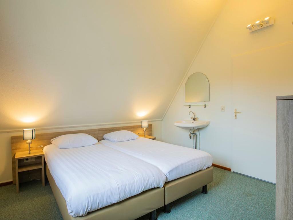 Landal Hunerwold State Hotel Wateren Exterior photo